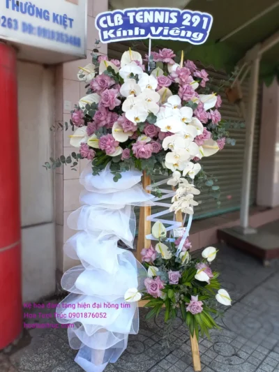 Kệ hoa đám tang Lan Hồ Điệp hồng tím