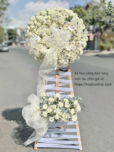 Kệ hoa viếng đám tang chân giá vẽ