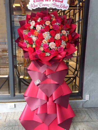 Lẵng hoa chúc mừng giấy đỏ quận 8