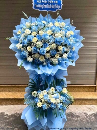 Kệ hoa khai trương màu xanh dương