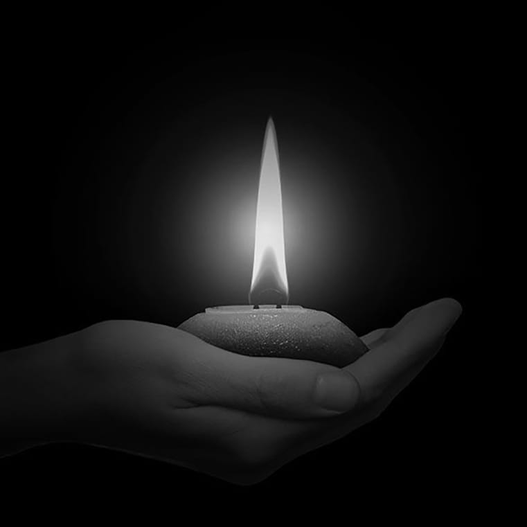 Avatar tang lễ đen