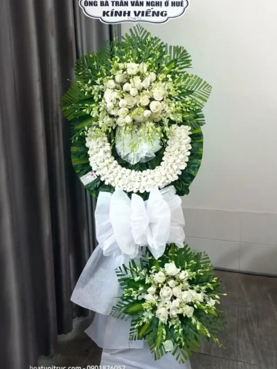 Vòng hoa đám tang hoa hồng trắng giá rẻ