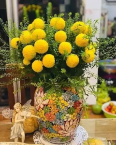 Hoa cúc Mẫu đơn cắm bình thu về tài lộc ngày khai trương